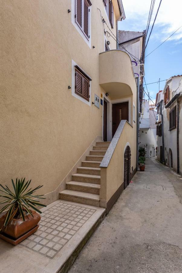 Apartments Riva Baška Zewnętrze zdjęcie